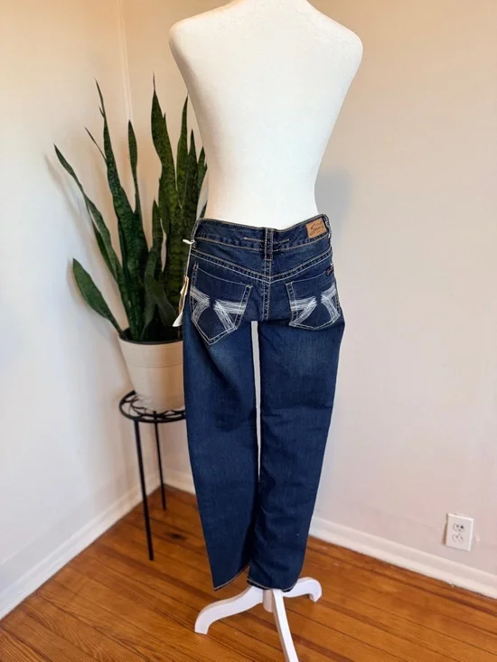 Seven7 | Low Rise Dark Wash Straight Leg Jeans - Picture 3 of 10